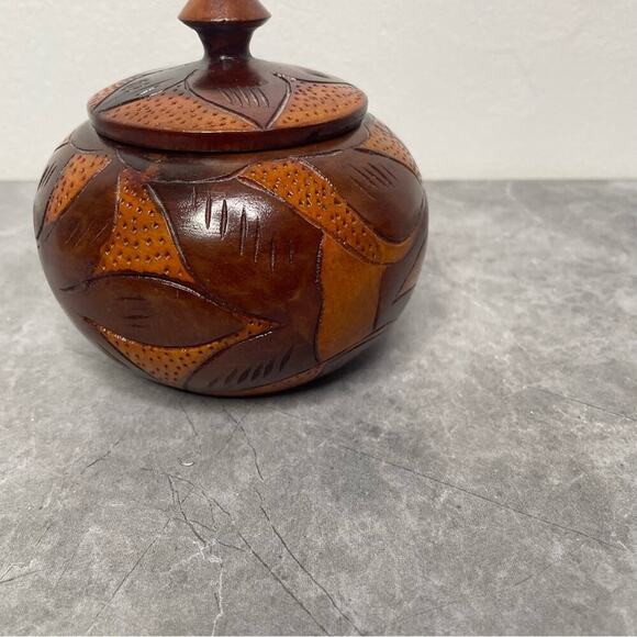Artisan Handcrafted /Carved Wooden Art Bowl Small Size - Picture 3 of 10
